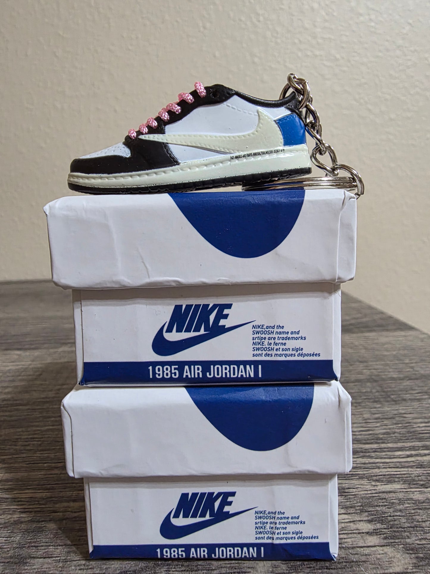 Nike Jordan 1 Travis Scott Fragment Low Mini Sneaker Keychain