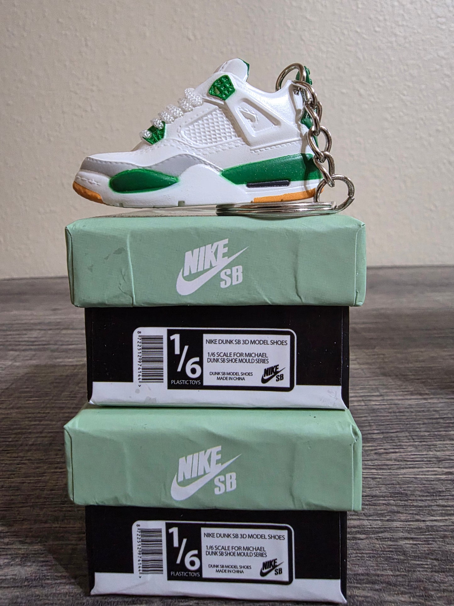 Nike SB Jordan 4 Pine Green Mini Sneaker Keychain