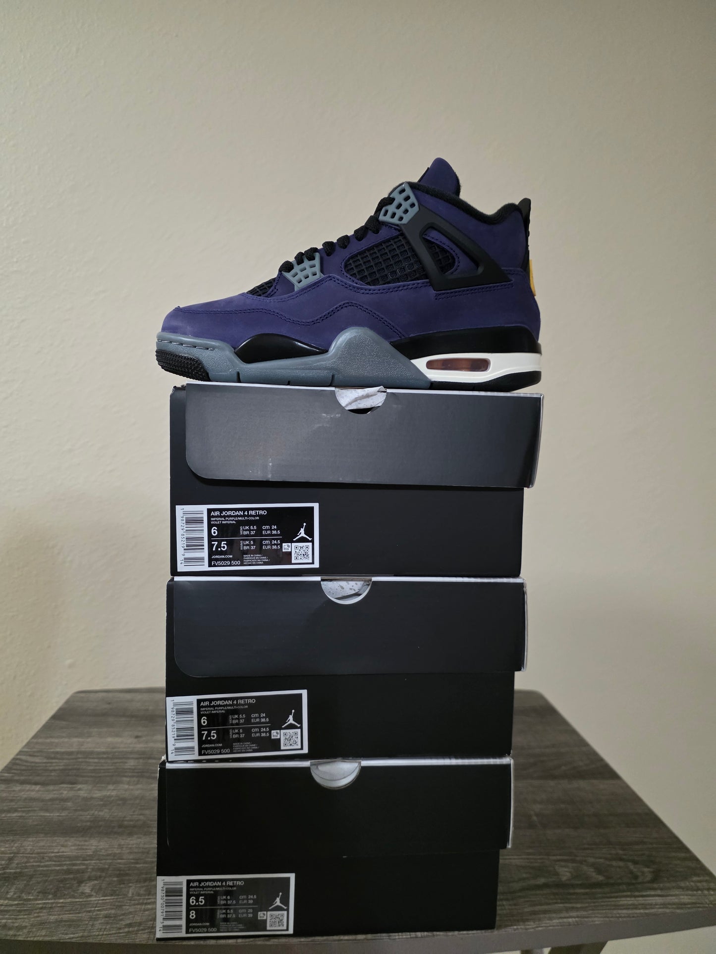 Jordan 4 Lakers SZ 6M/7.5W and 6.5M/8W  DS OG All (NOT YOUTH, MEN'S)