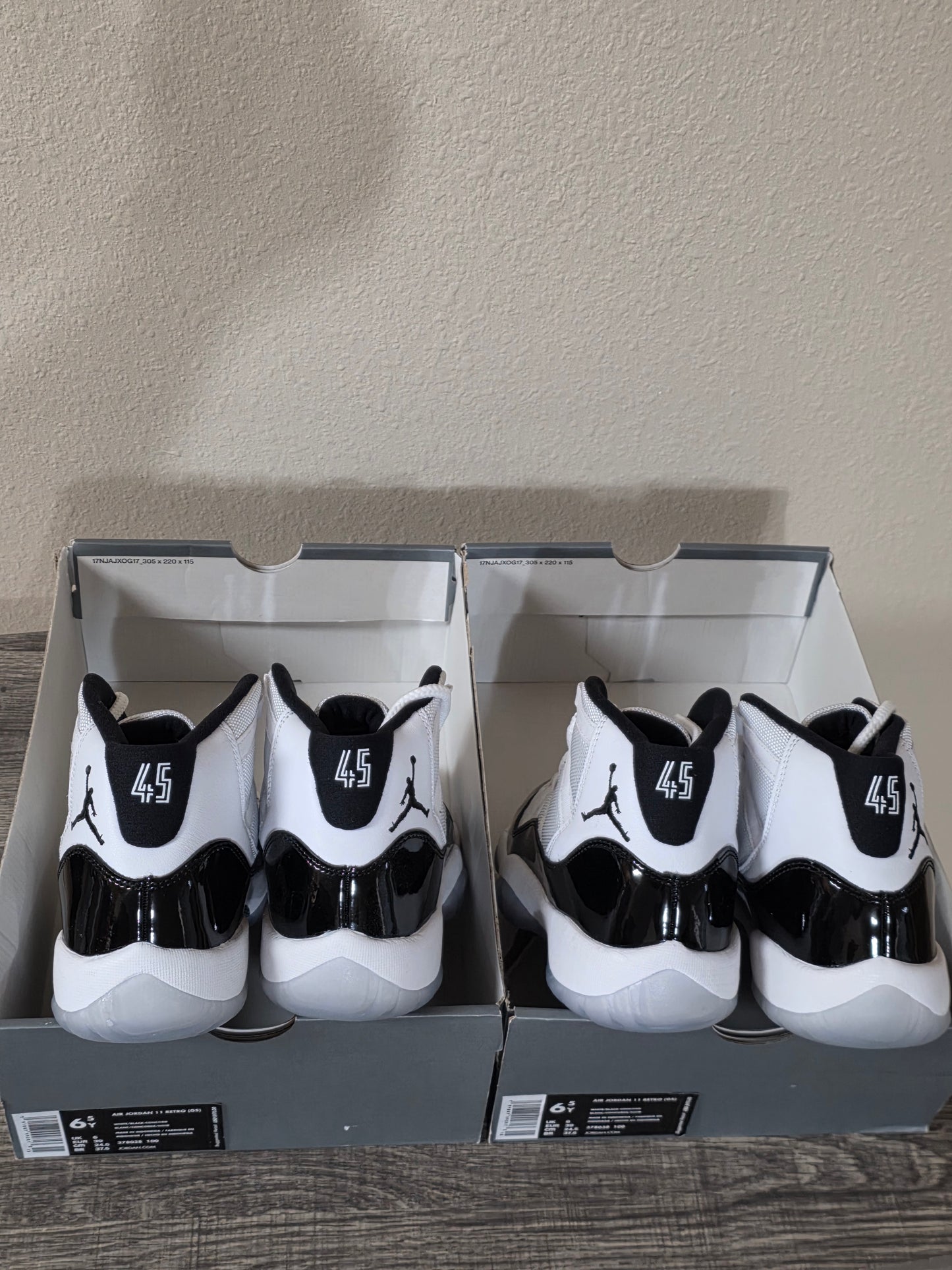 Jordan 11 Concord DS SZ 6.5Y/8W