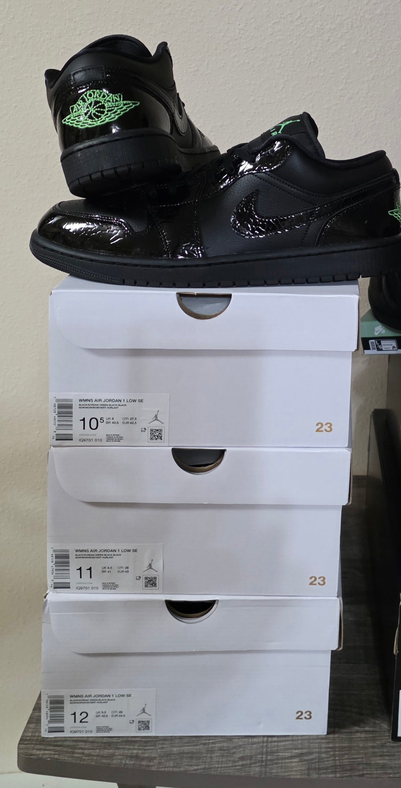 Jordan 1 Low Black Crock Scream Green SZ 9.5M DS OG All